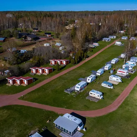 مكان تخييم Kaeringsund إكيرو