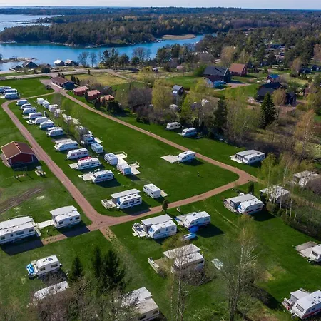Kaeringsund مكان تخييم *